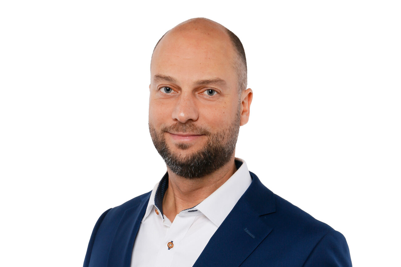 Kasvokuva Patrizio Lainàsta.