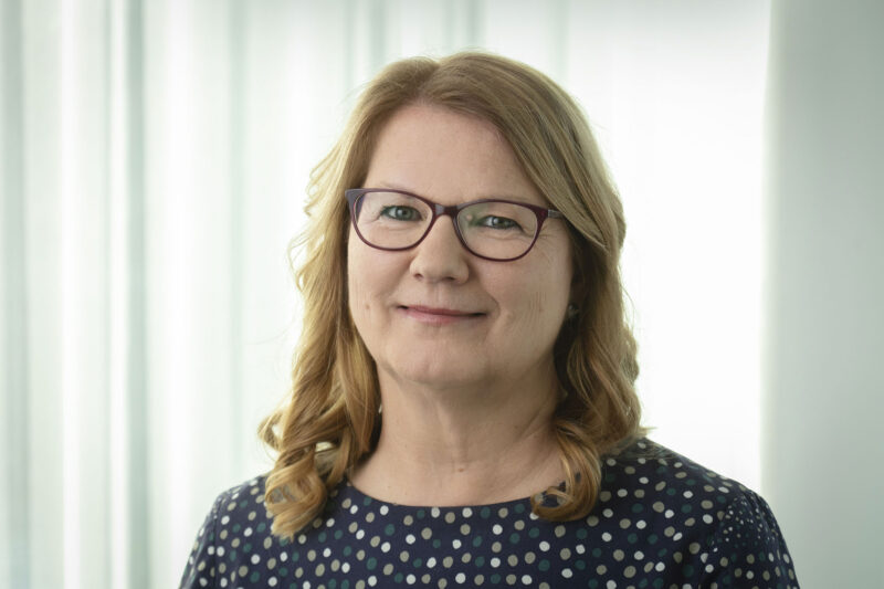Sinikka Näätsaaren kasvokuva
